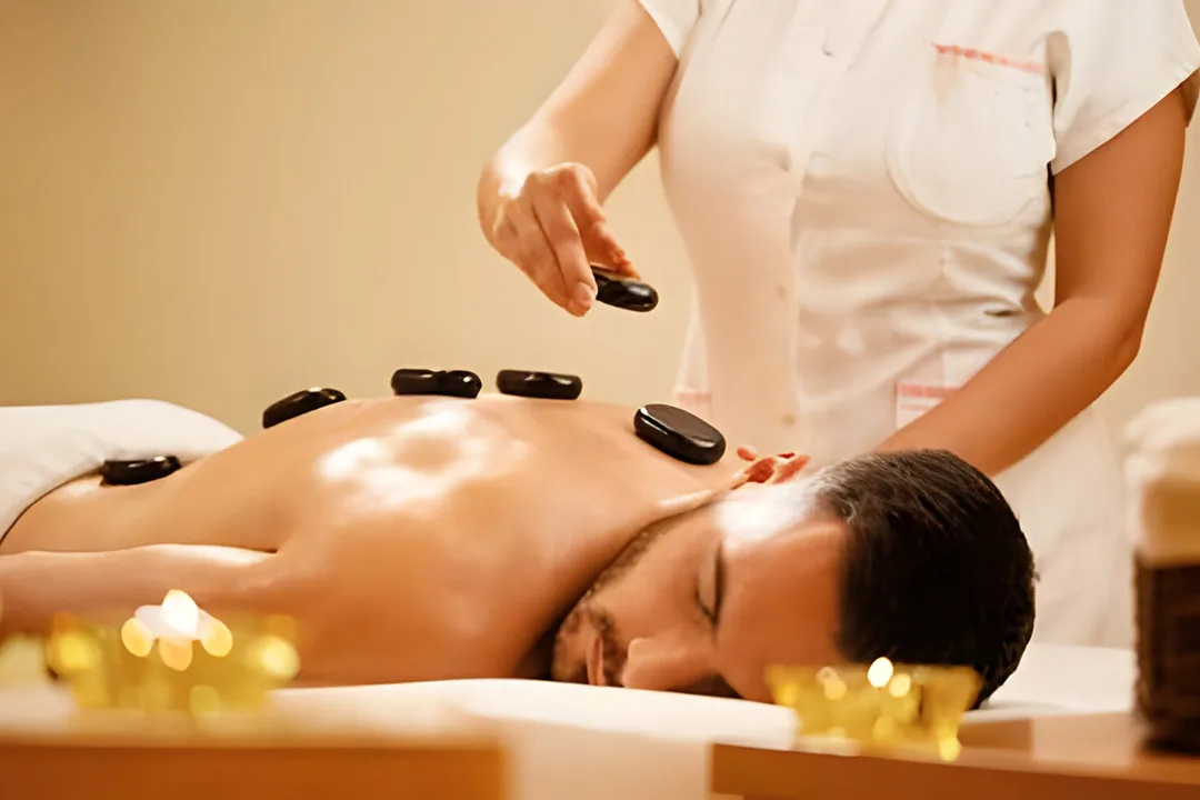 Hot Stone Massage Delhi 24/7 Available | DoliSpa